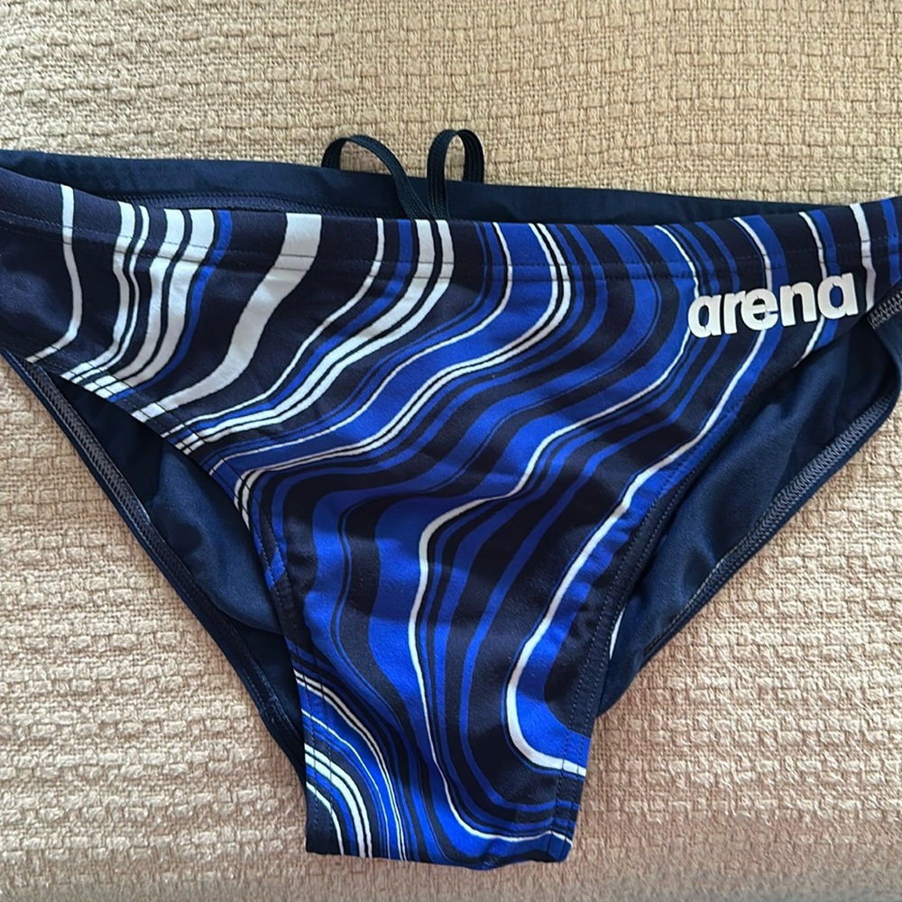 Men’s Arena Swim Brief (size 30)